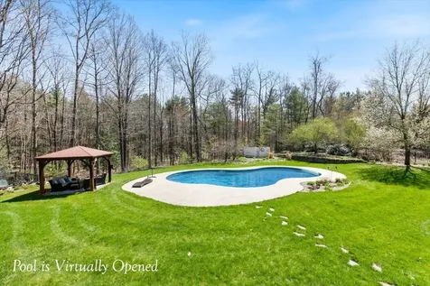170 Ridge Road Hollis NH 03049
