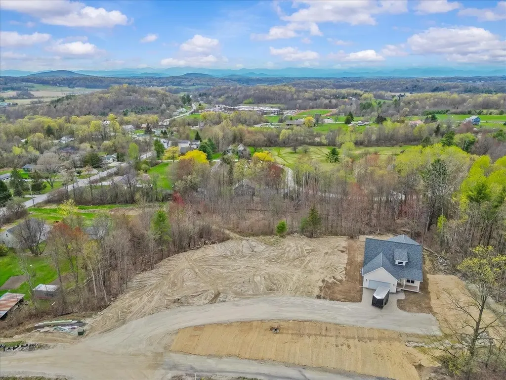 8 Theresa Way Hinesburg VT 05461