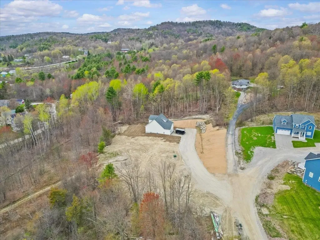 8 Theresa Way Hinesburg VT 05461