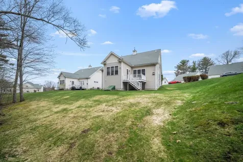 38 Tansy Avenue Stratham NH 03885
