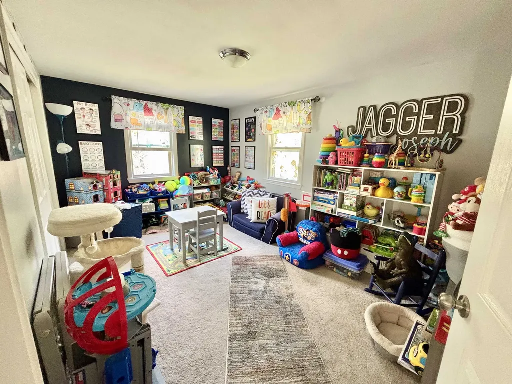 23 Jericho Road Pelham NH 03076-3613