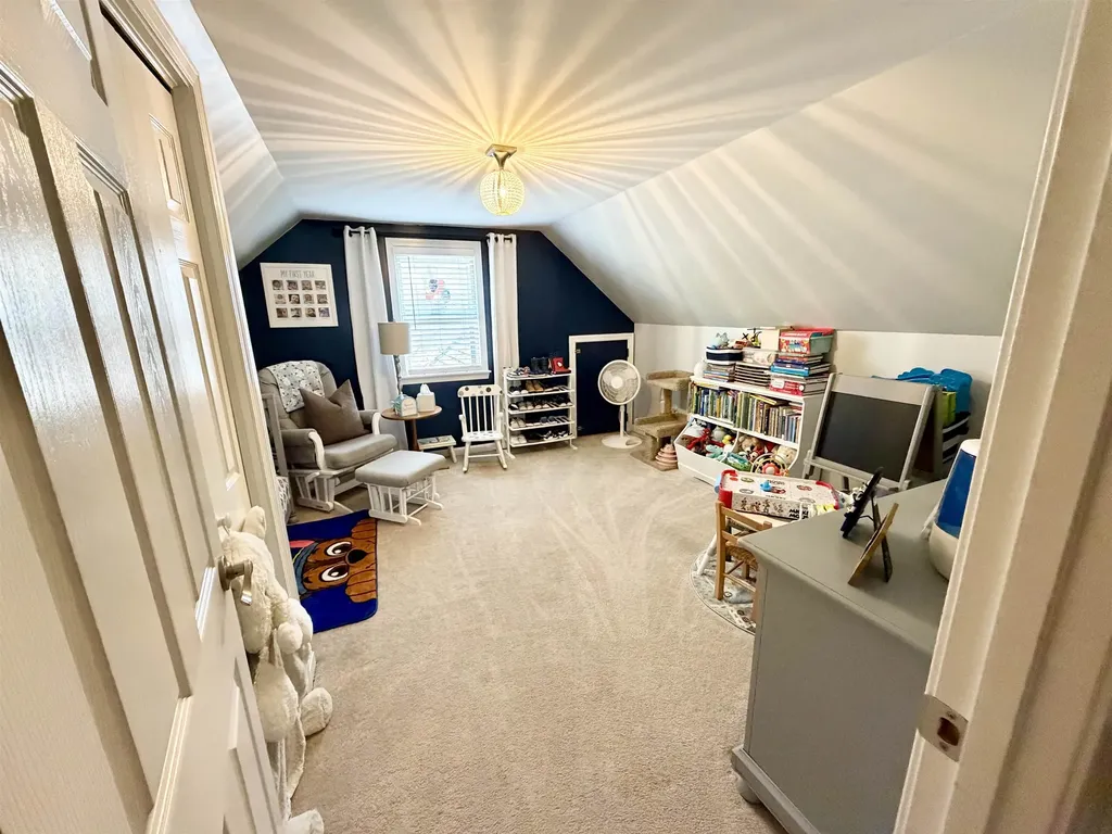 23 Jericho Road Pelham NH 03076-3613