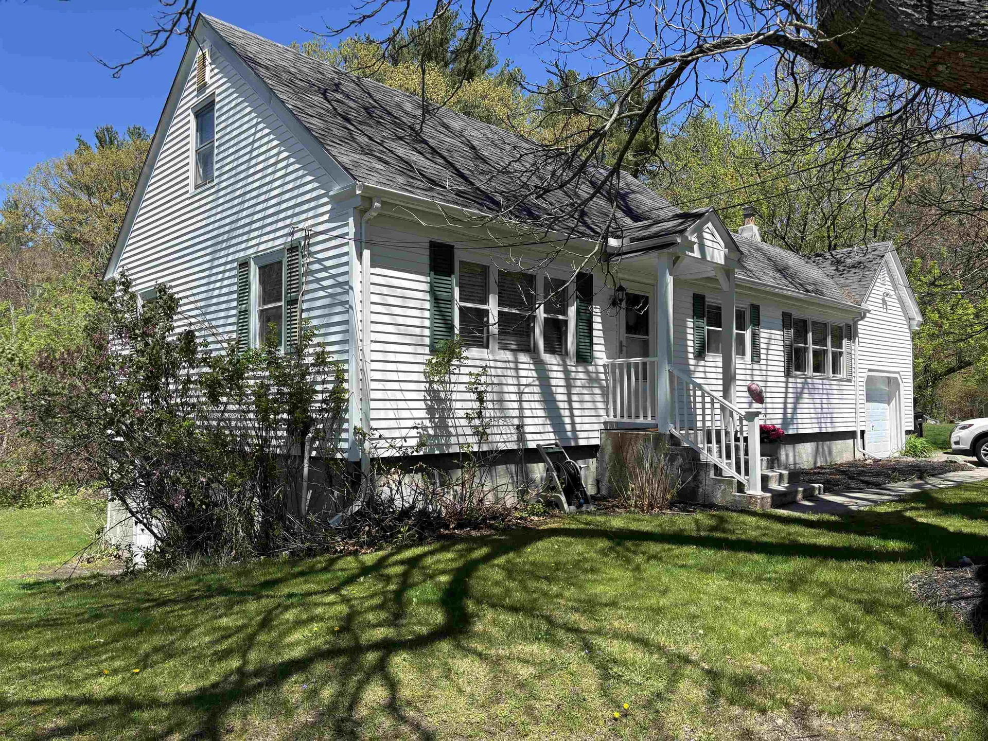 23 Jericho Road Pelham NH 03076-3613
