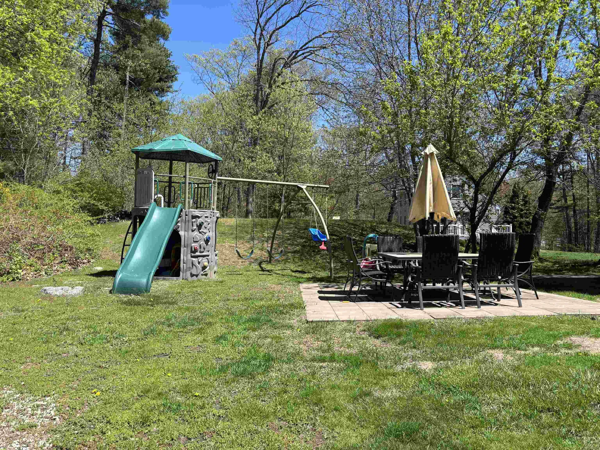 23 Jericho Road Pelham NH 03076-3613