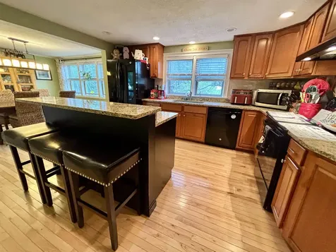 23 Jericho Road Pelham NH 03076-3613