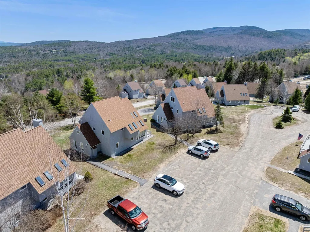 11 Rocky Point Road Plymouth NH 03264