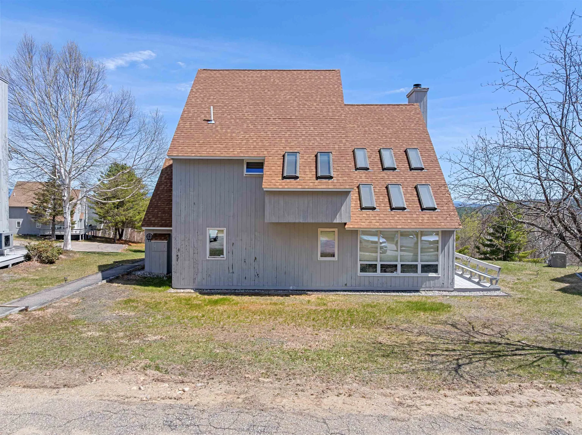11 Rocky Point Road Plymouth NH 03264
