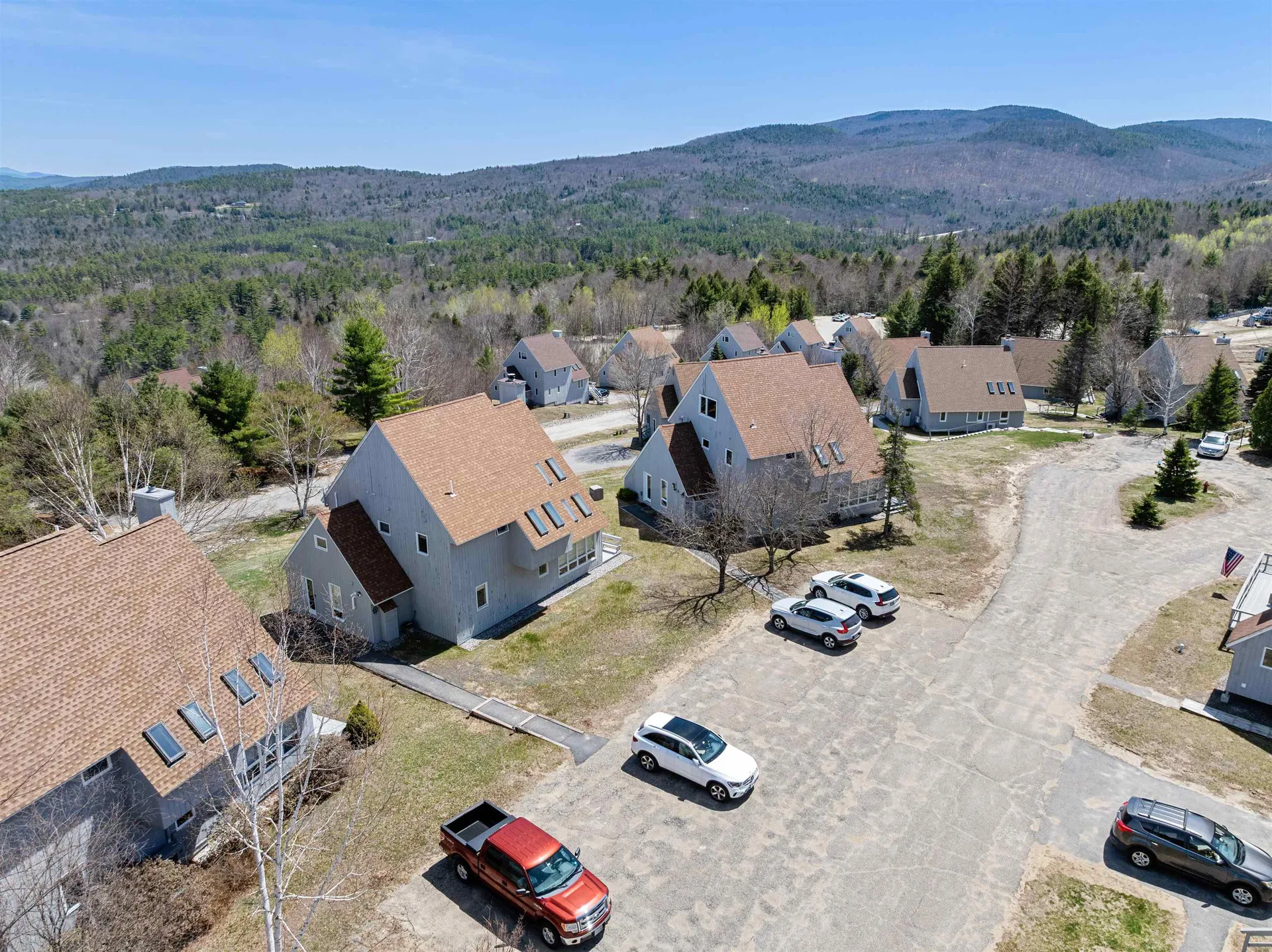 11 Rocky Point Road Plymouth NH 03264