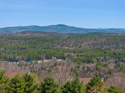 11 Rocky Point Road Plymouth NH 03264