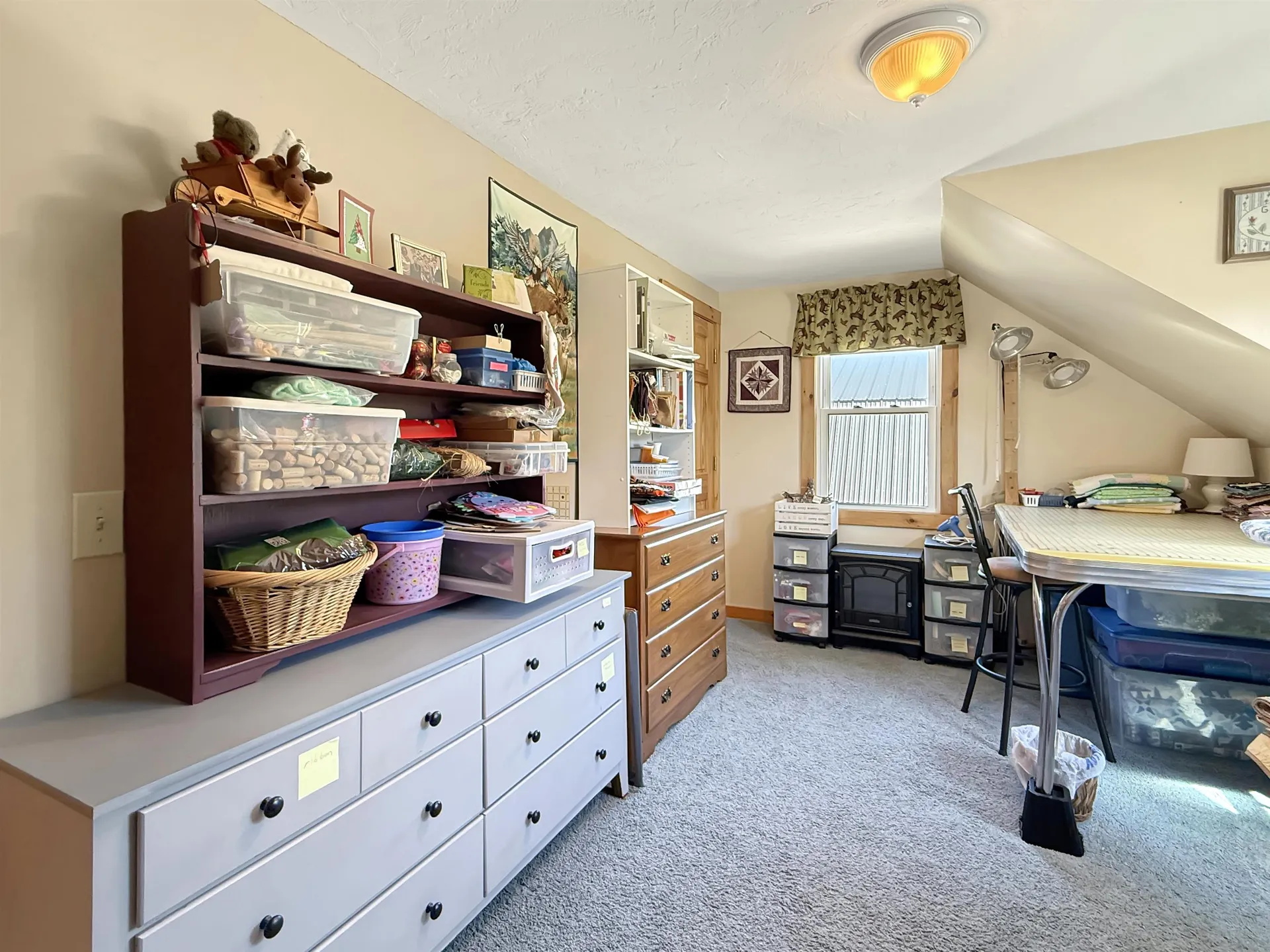 61 Old Country Lane Pittsburg NH 03592