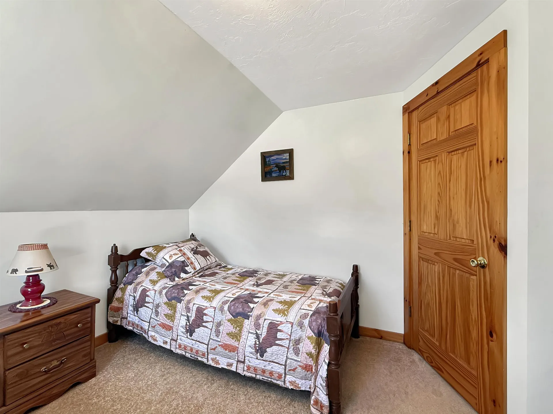 61 Old Country Lane Pittsburg NH 03592