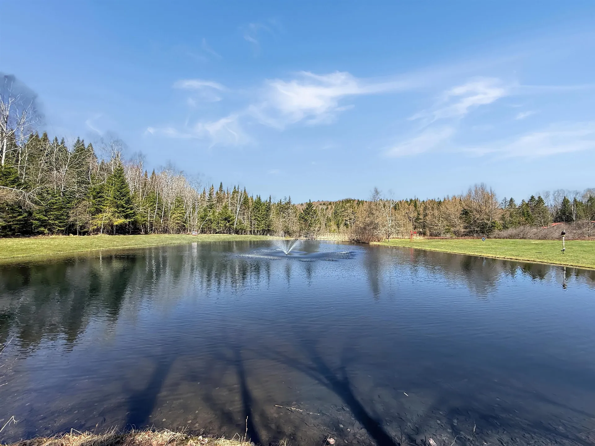 61 Old Country Lane Pittsburg NH 03592