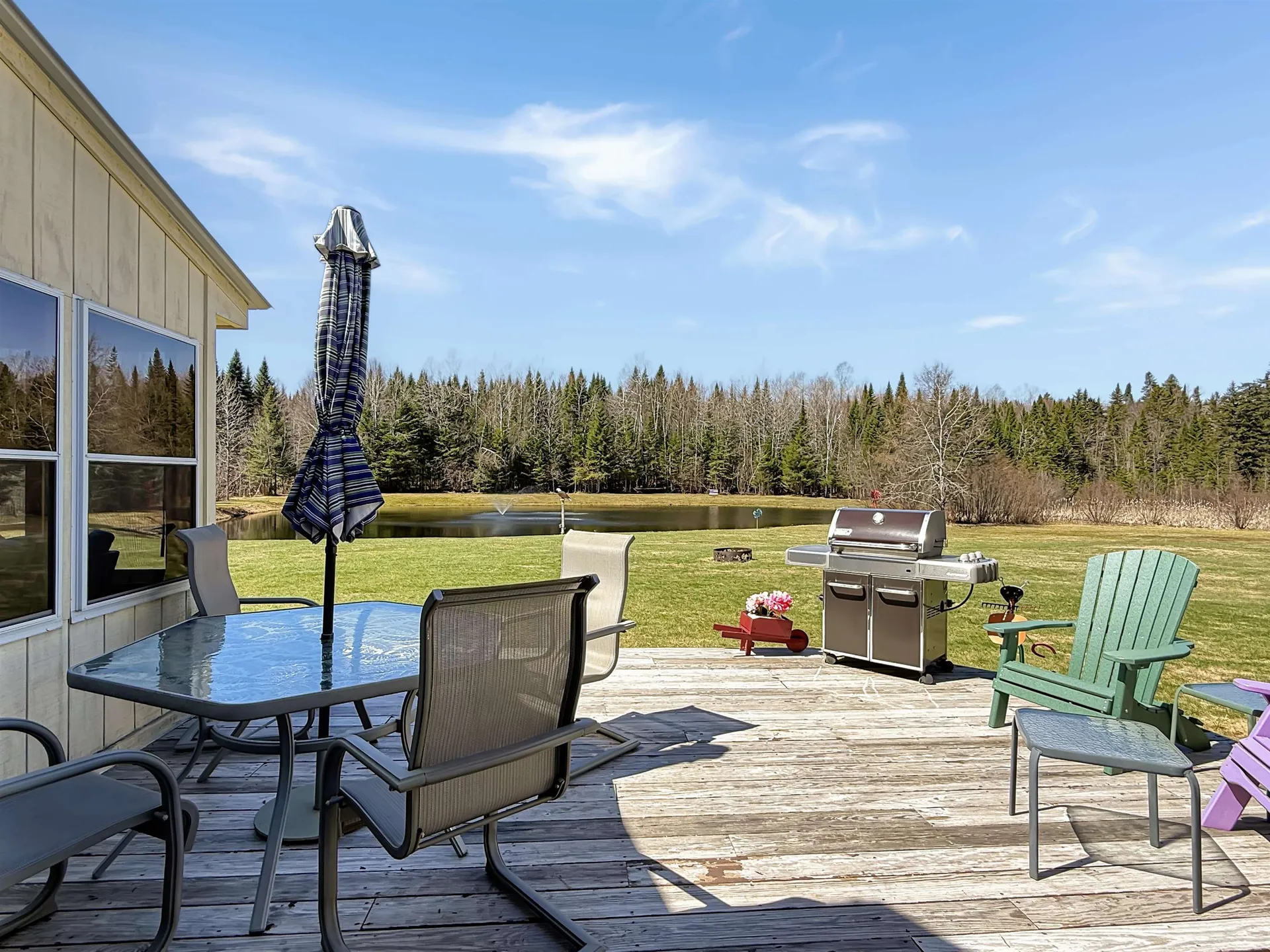 61 Old Country Lane Pittsburg NH 03592