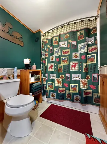 61 Old Country Lane Pittsburg NH 03592