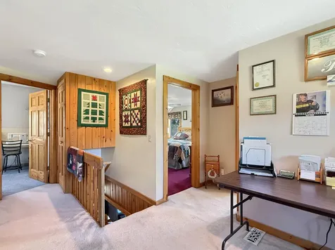 61 Old Country Lane Pittsburg NH 03592