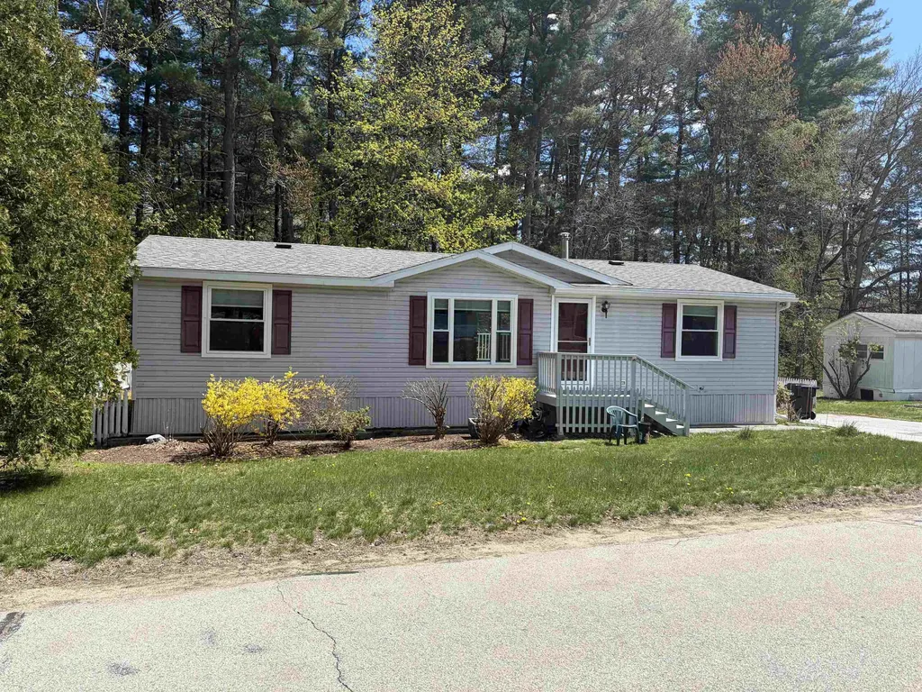 10 Eric Avenue Nashua NH 03062