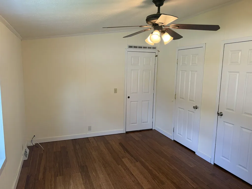10 Eric Avenue Nashua NH 03062