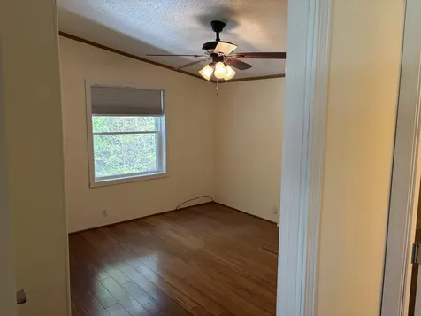 10 Eric Avenue Nashua NH 03062