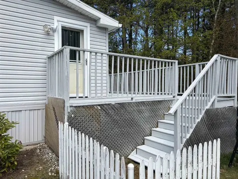 10 Eric Avenue Nashua NH 03062