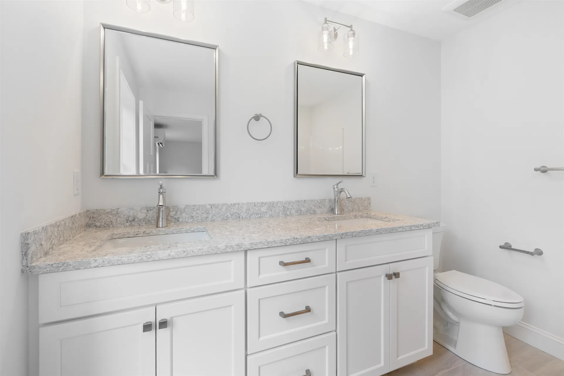1152 Bridge Street Pelham NH 03076