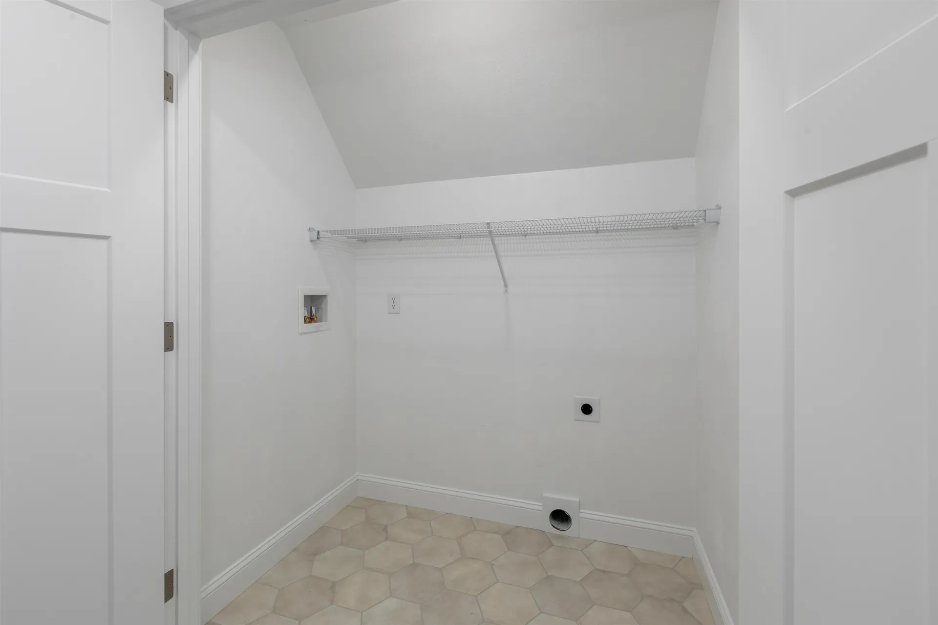 1152 Bridge Street Pelham NH 03076