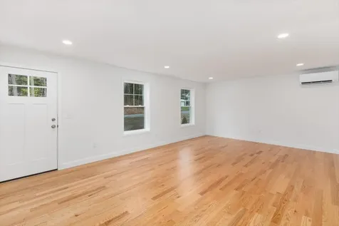 1152 Bridge Street Pelham NH 03076