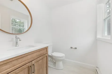 1152 Bridge Street Pelham NH 03076