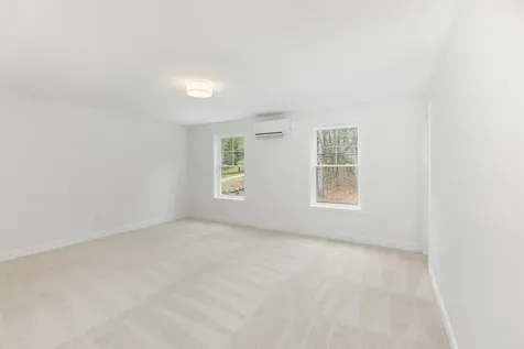 1152 Bridge Street Pelham NH 03076
