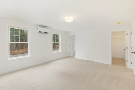 1152 Bridge Street Pelham NH 03076