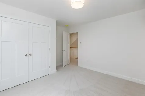1152 Bridge Street Pelham NH 03076