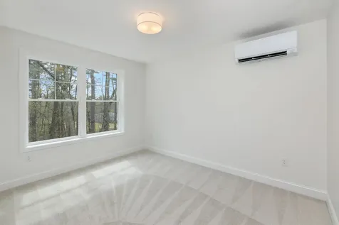1152 Bridge Street Pelham NH 03076