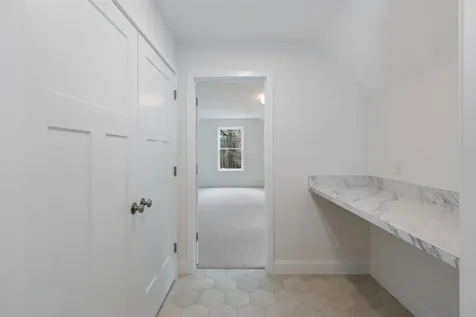 1152 Bridge Street Pelham NH 03076