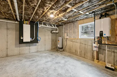 1152 Bridge Street Pelham NH 03076
