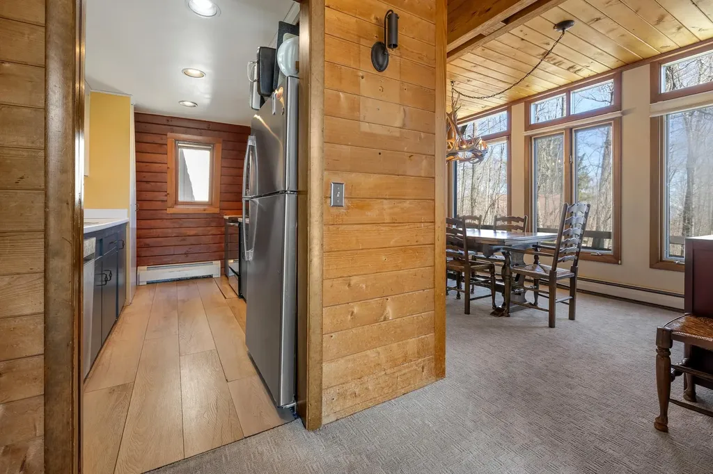 82 North Brookwood Road Stratton VT 05155