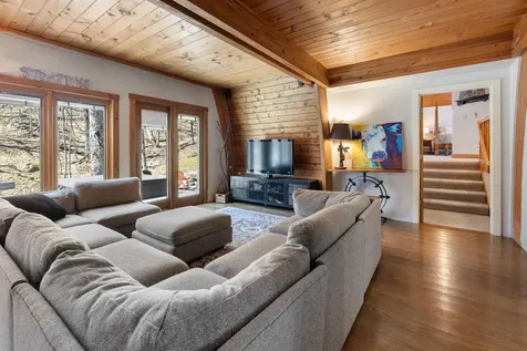 82 North Brookwood Road Stratton VT 05155