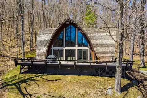82 North Brookwood Road Stratton VT 05155