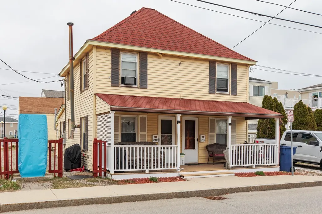 26 B Street Hampton NH 03842