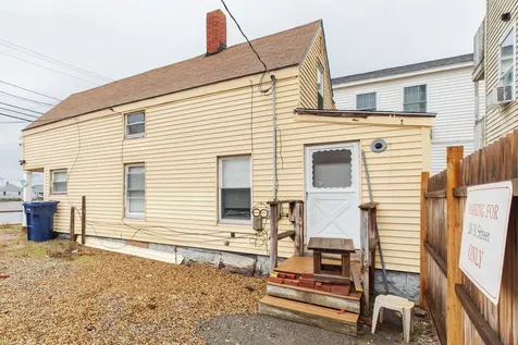 26 B Street Hampton NH 03842