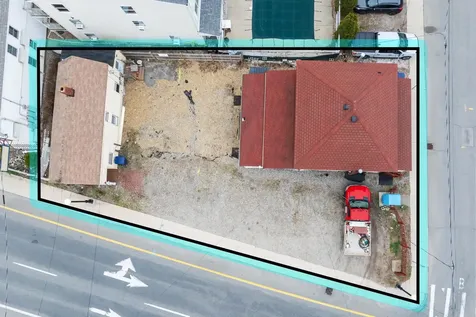 26 B Street Hampton NH 03842