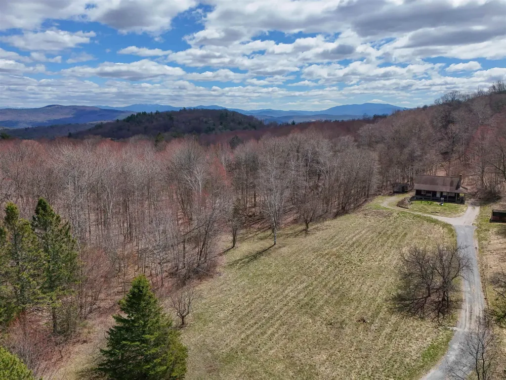287 Meader Road Ryegate VT 05046