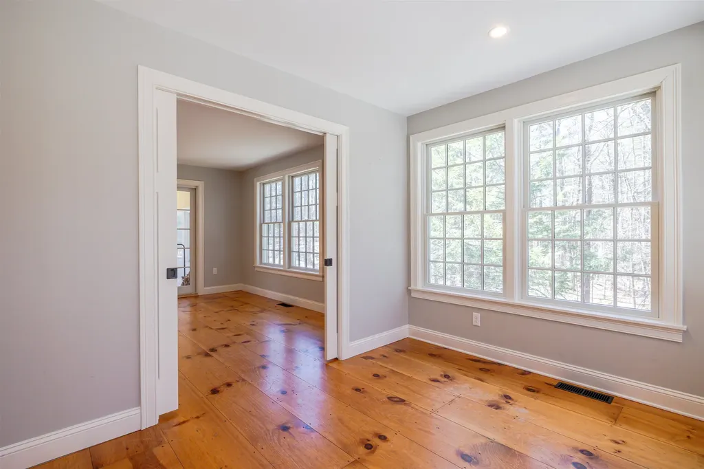 594 South Road Hopkinton NH 03229
