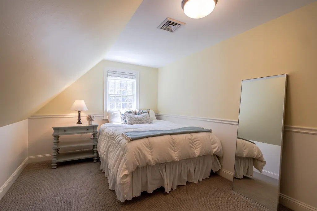 594 South Road Hopkinton NH 03229