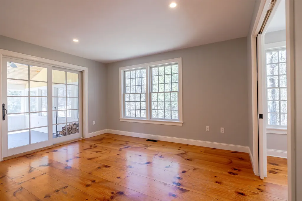 594 South Road Hopkinton NH 03229