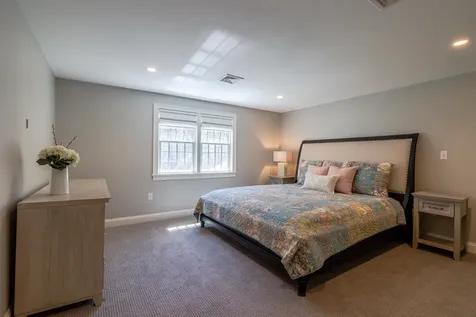 594 South Road Hopkinton NH 03229