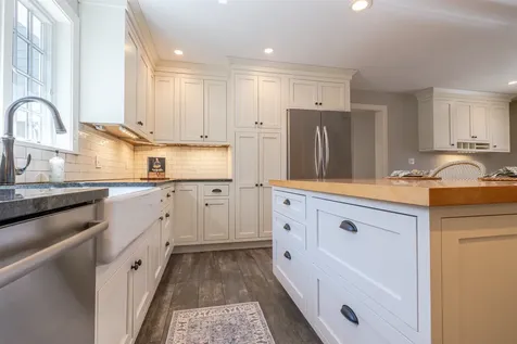 594 South Road Hopkinton NH 03229