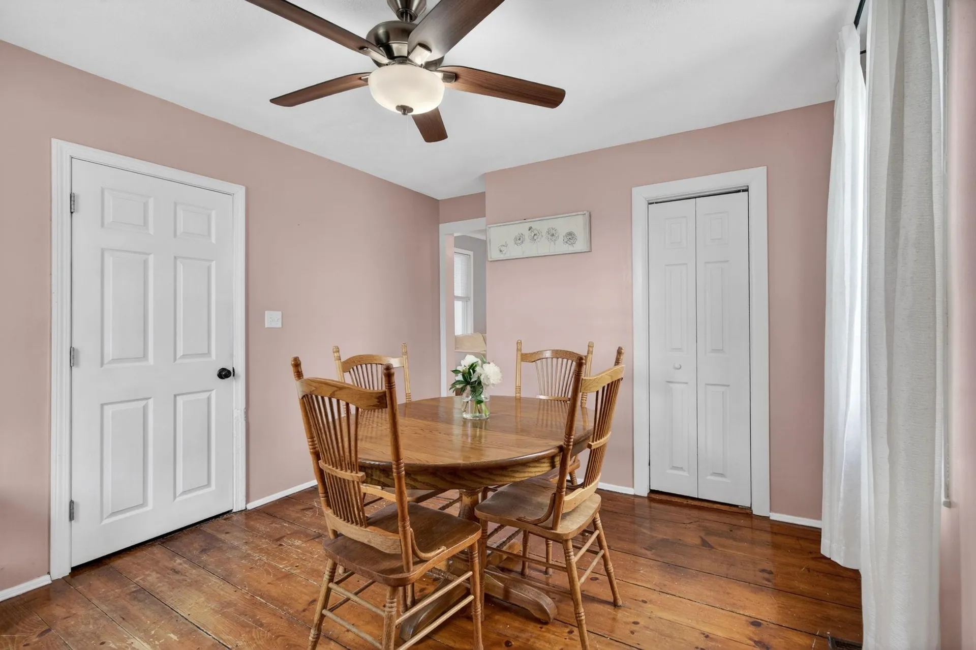 16 Artillery Lane Nashua NH 03064