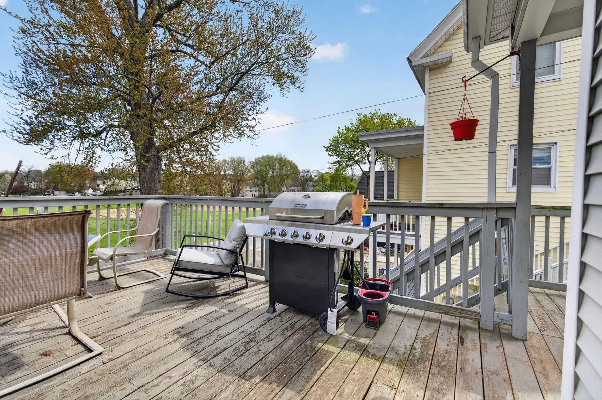 16 Artillery Lane Nashua NH 03064