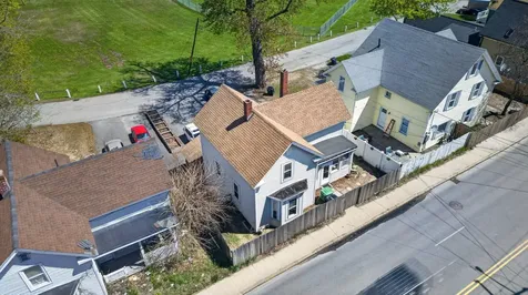 16 Artillery Lane Nashua NH 03064