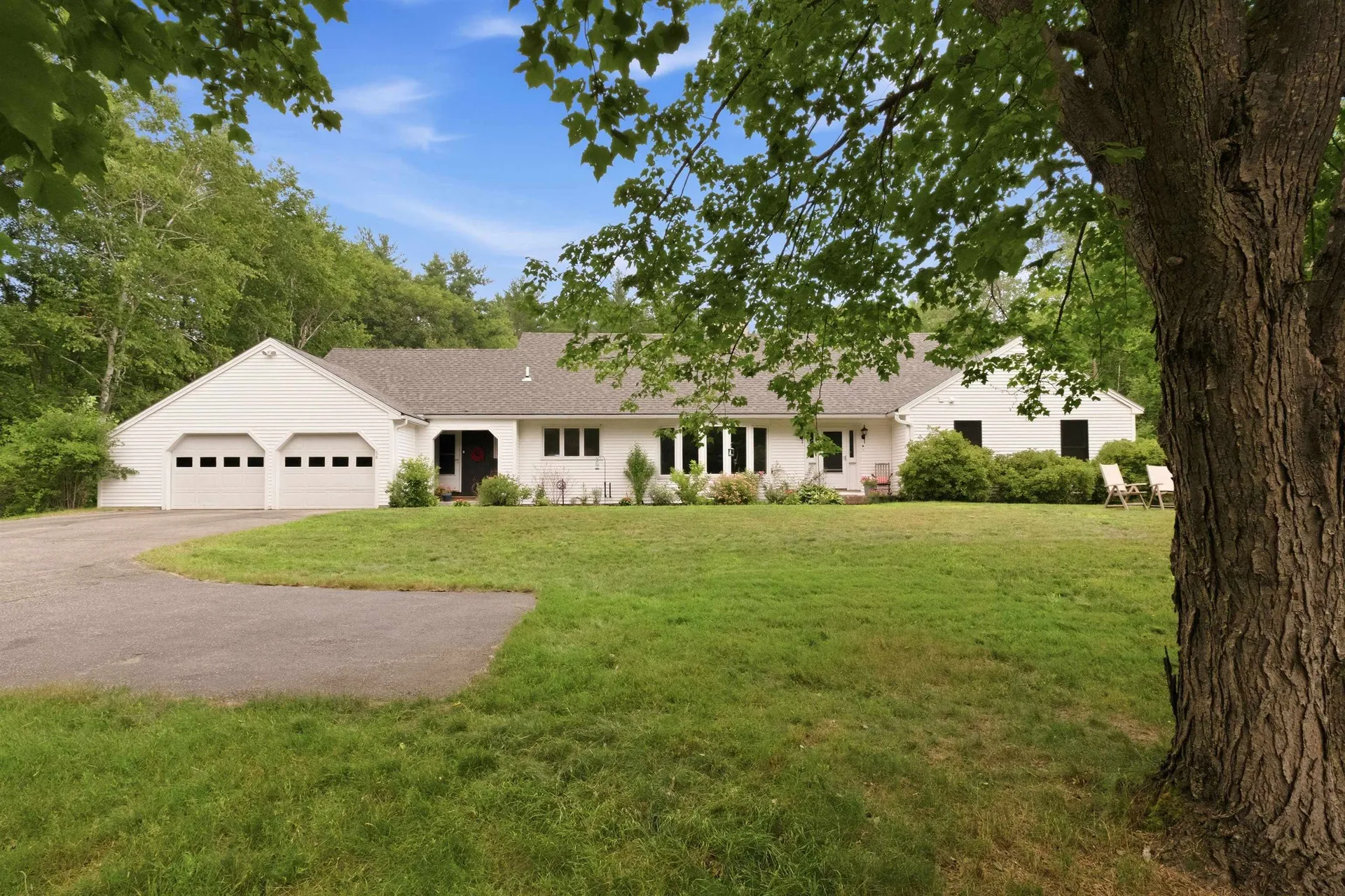66 Lyford Road Brookfield NH 03872