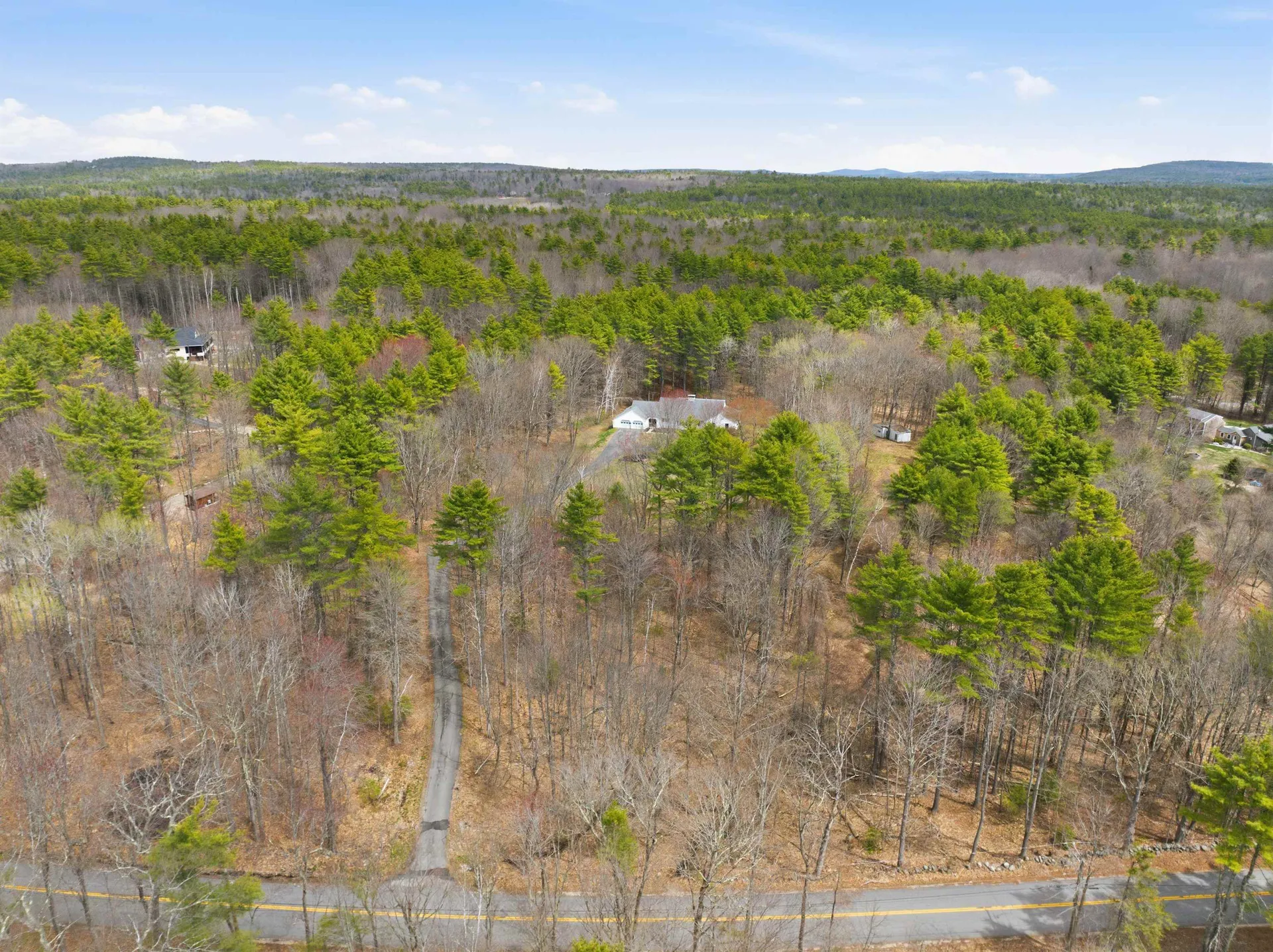 66 Lyford Road Brookfield NH 03872
